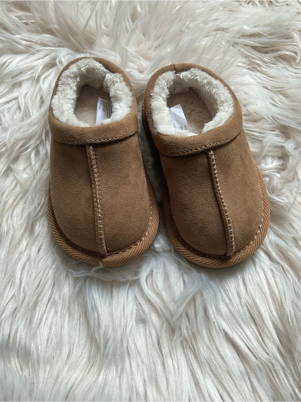 Cat jack Kids Cozy Faux-Shearling Slip-On Slippers in Brown